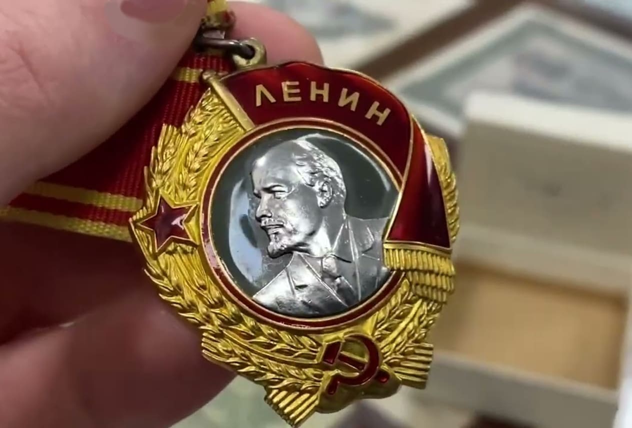 «Орден Ленина: символ эпохи, история величия»